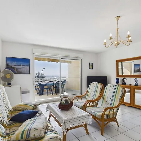 3 Pieces En Bord De Avec Terrasse Et Parking, 6 Personnes - Fr-1-423-293 Le Grau-dʼAgde