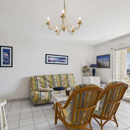 3 Pieces En Bord De Avec Terrasse Et Parking, 6 Personnes - Fr-1-423-293 Le Grau-dʼAgde